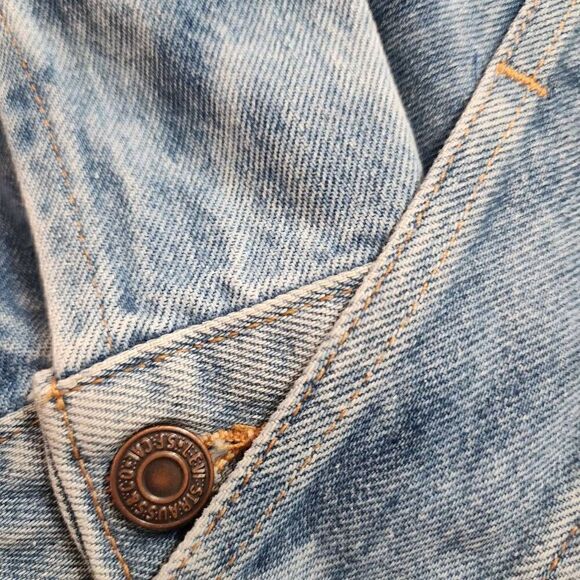 y2k Vintage white blue tag 90s Levi's denim jacket L, made in the USA - Picture 6 of 10